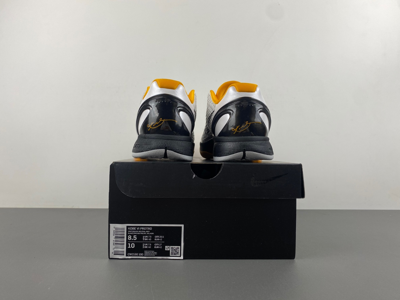 nike kobe 6 protro playoff pack white del sol cw2190-100