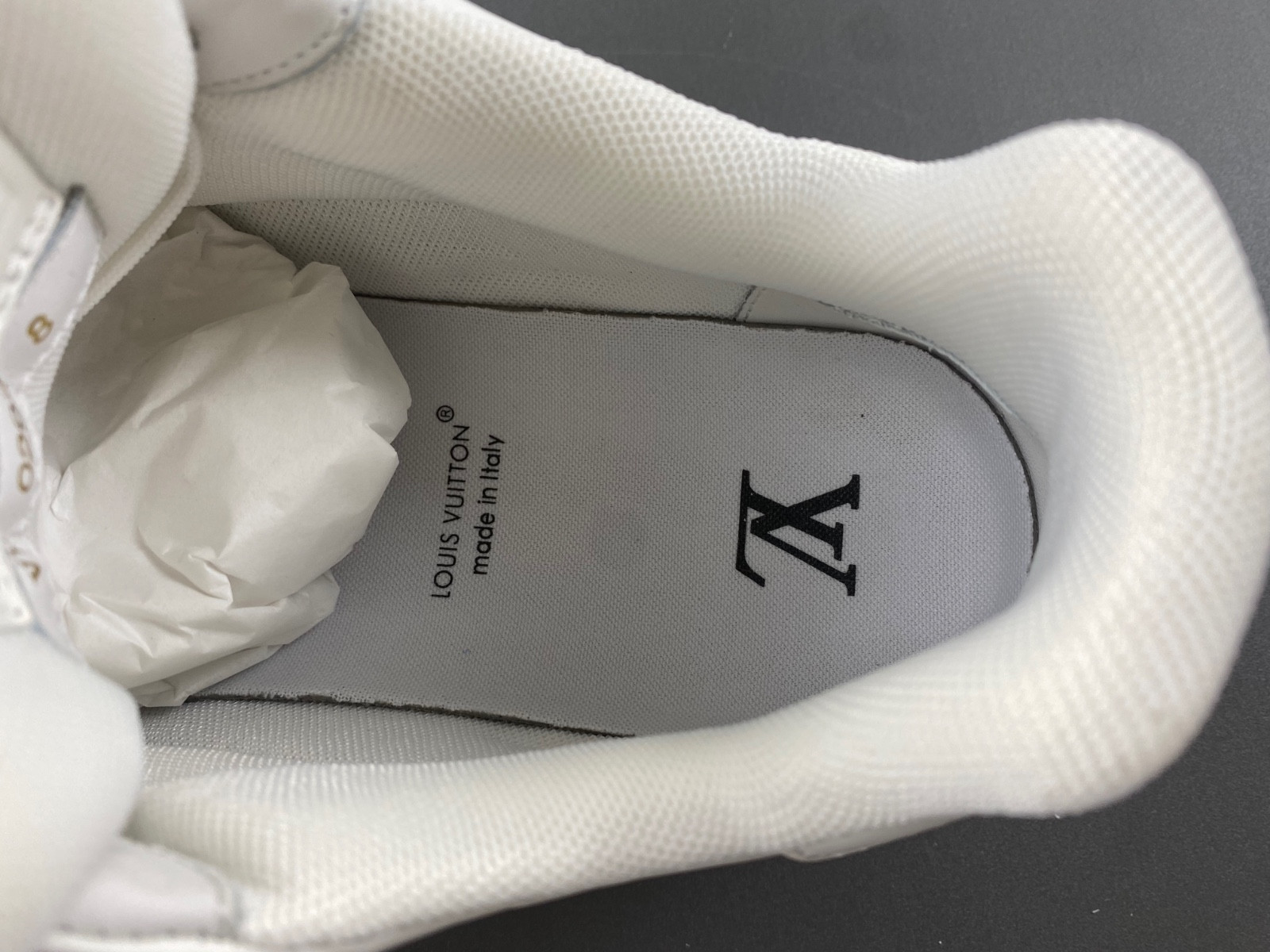lwe sneaker