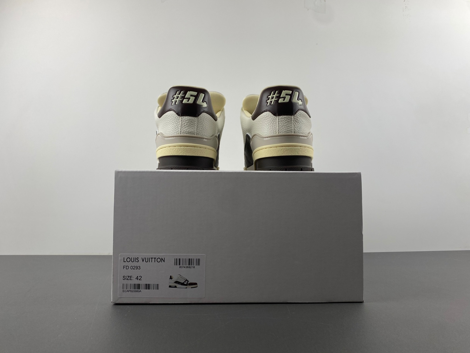 lwe sneaker
