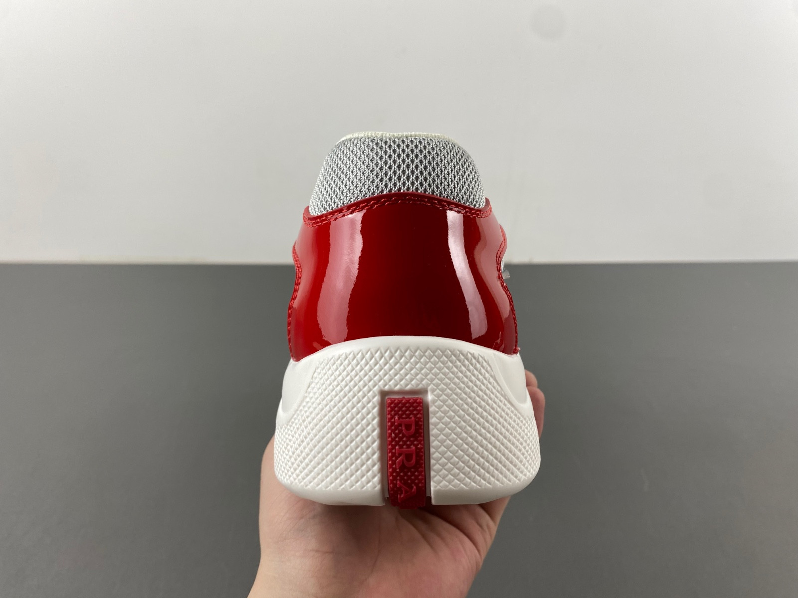 pra sneaker