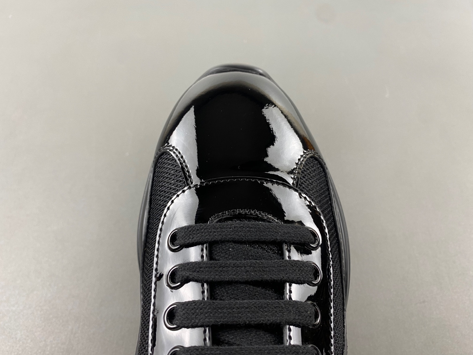 pra sneaker