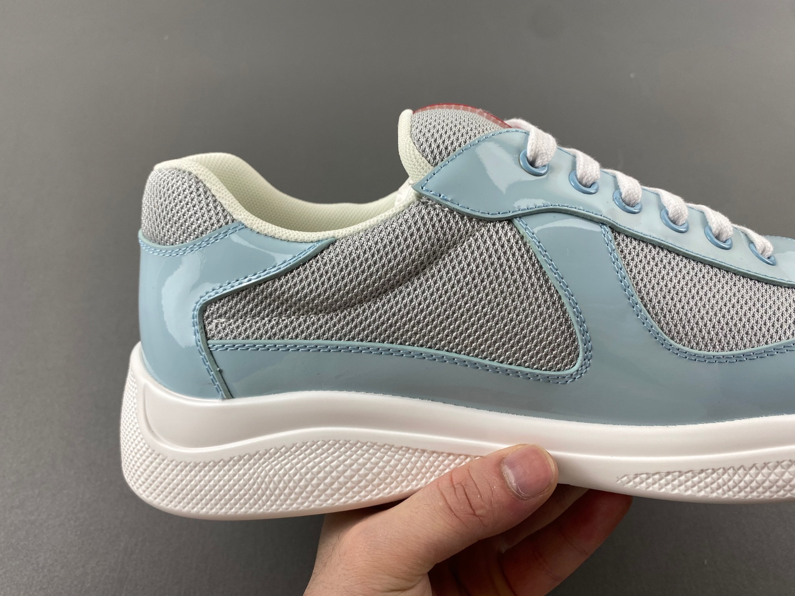 pra sneaker