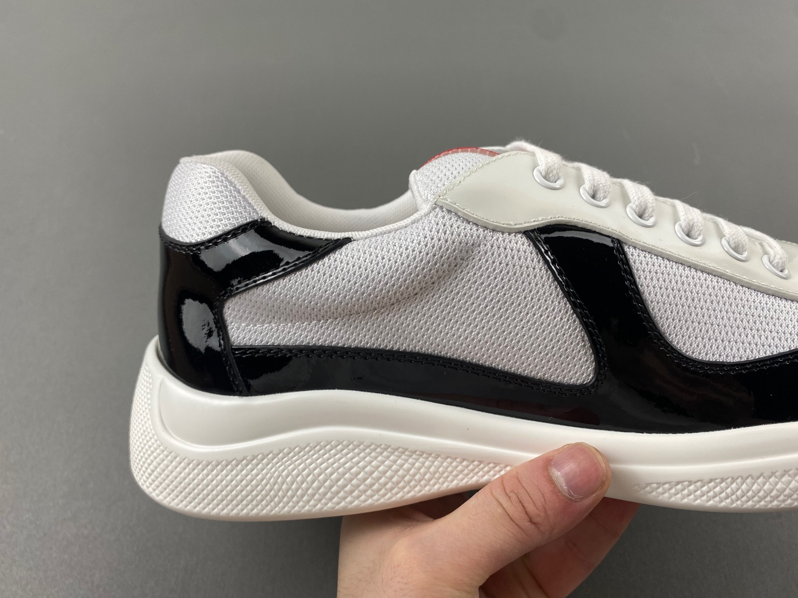 pra sneaker
