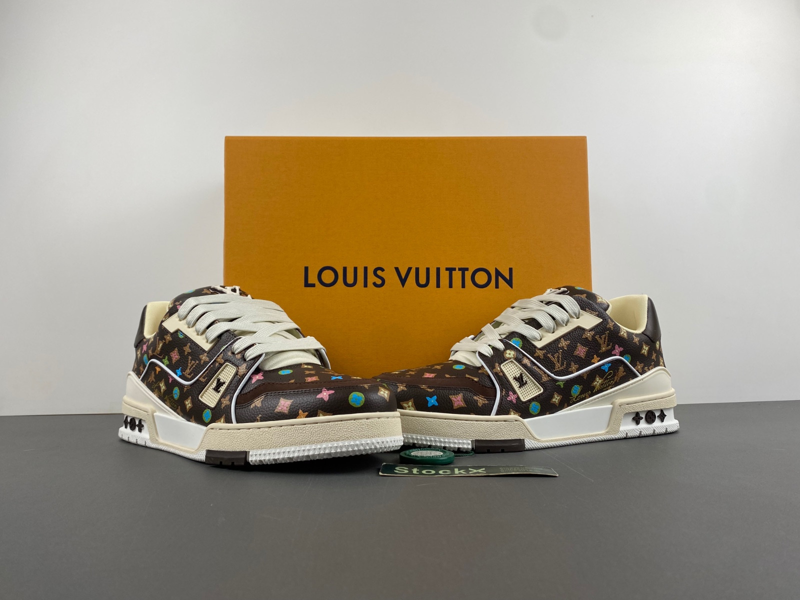 lwe sneaker