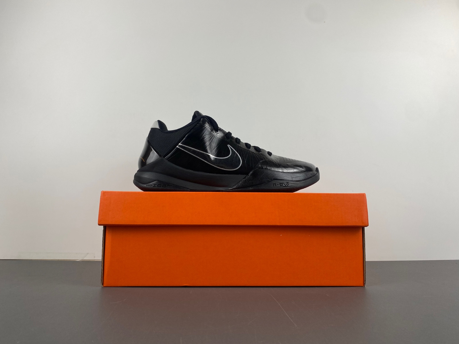 nike zoom kobe v x 