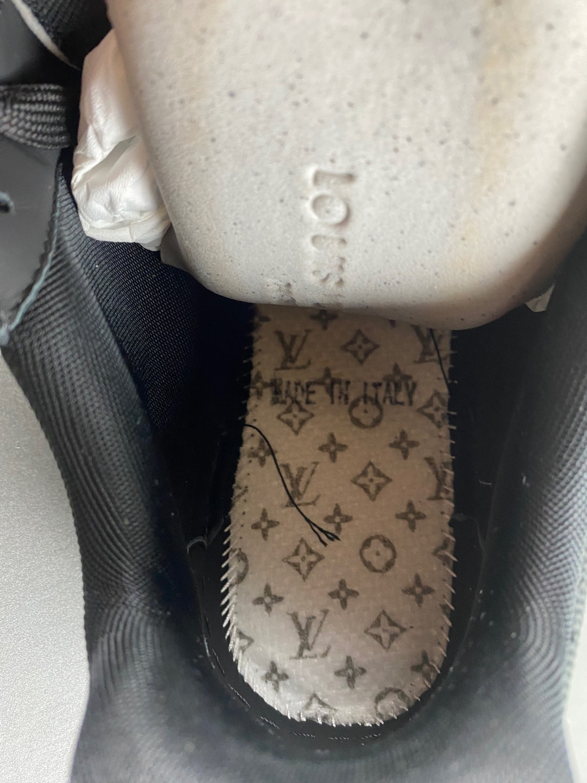 lwe sneaker