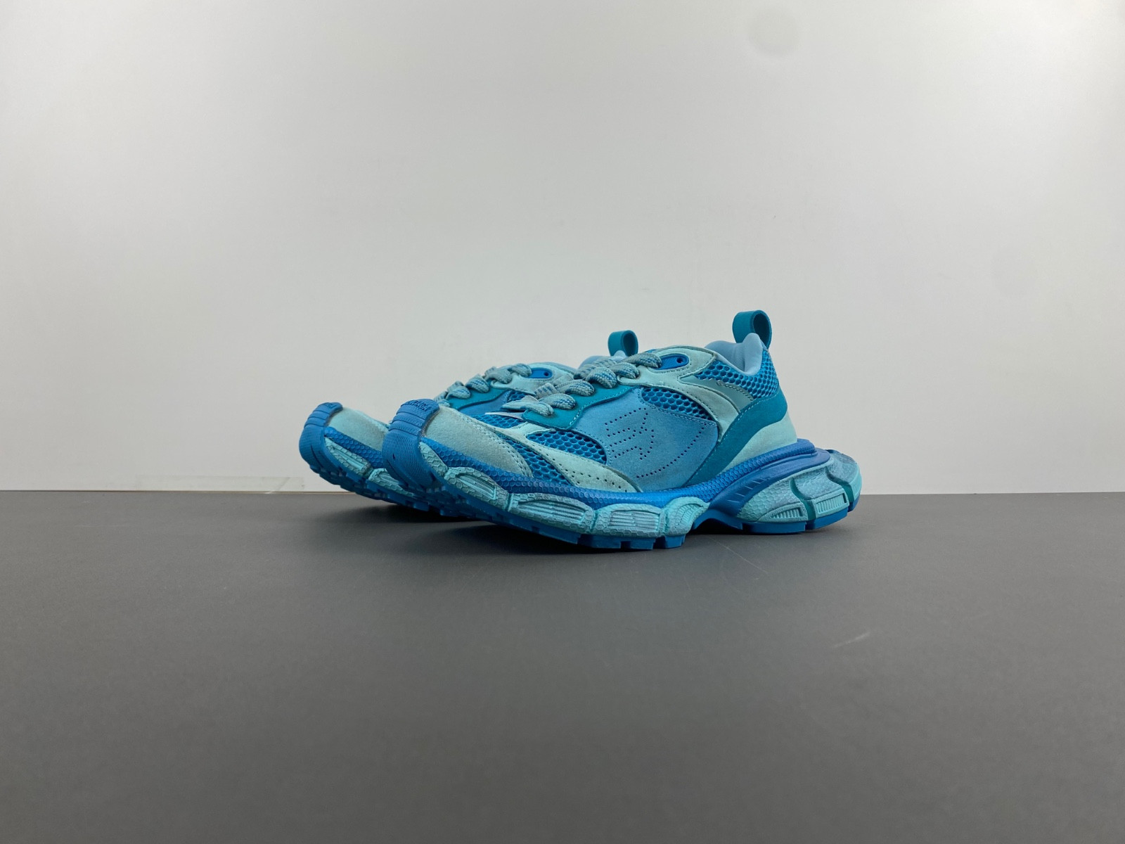 Ba*len*cia*ga men''s 3xl sneaker