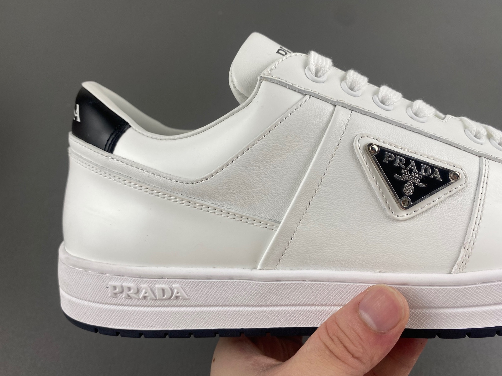 pra sneaker