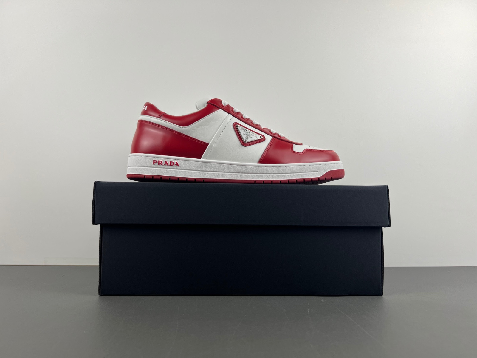 pra downtown leather sneakers