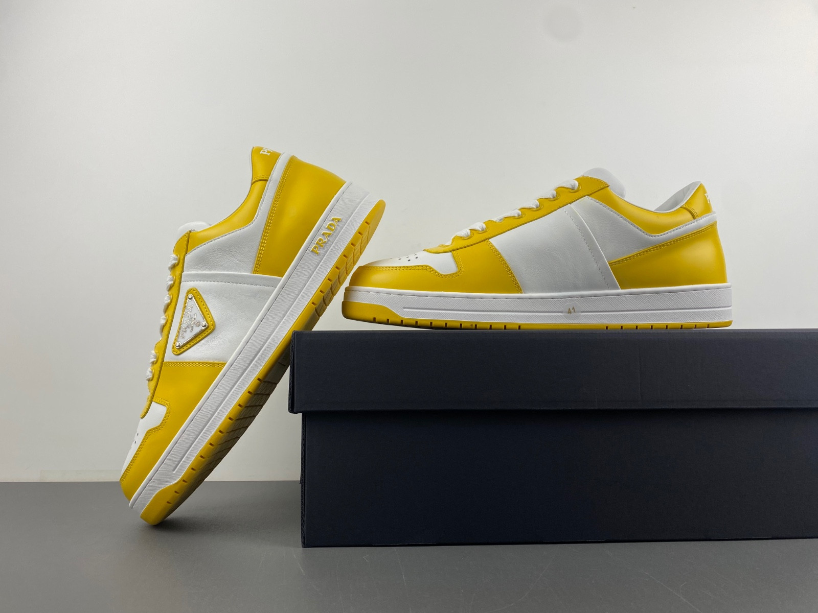 pra downtown leather sneakers