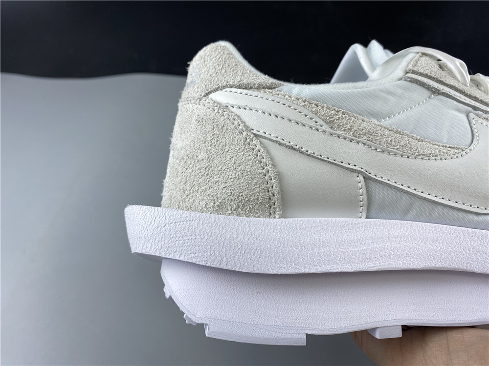 sacai x nike lvd waffle bv0073-101