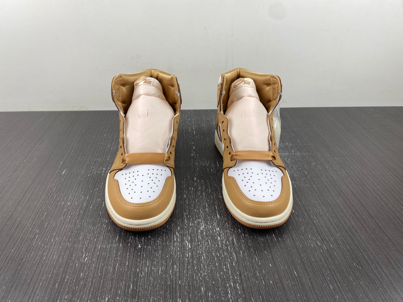 air jordan 1 retro high og "praline" fn6622-201