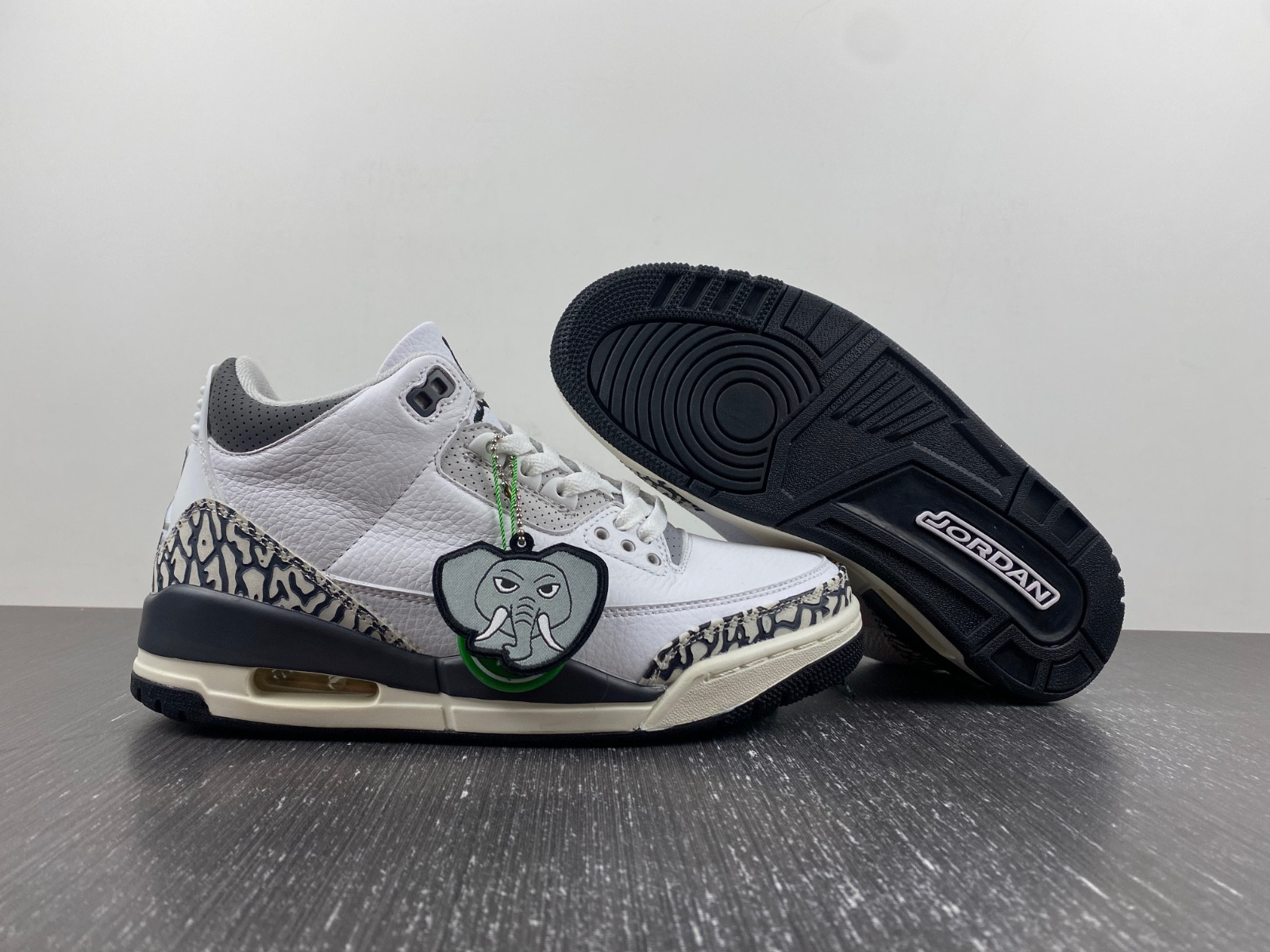 jordan 3 retro hide n