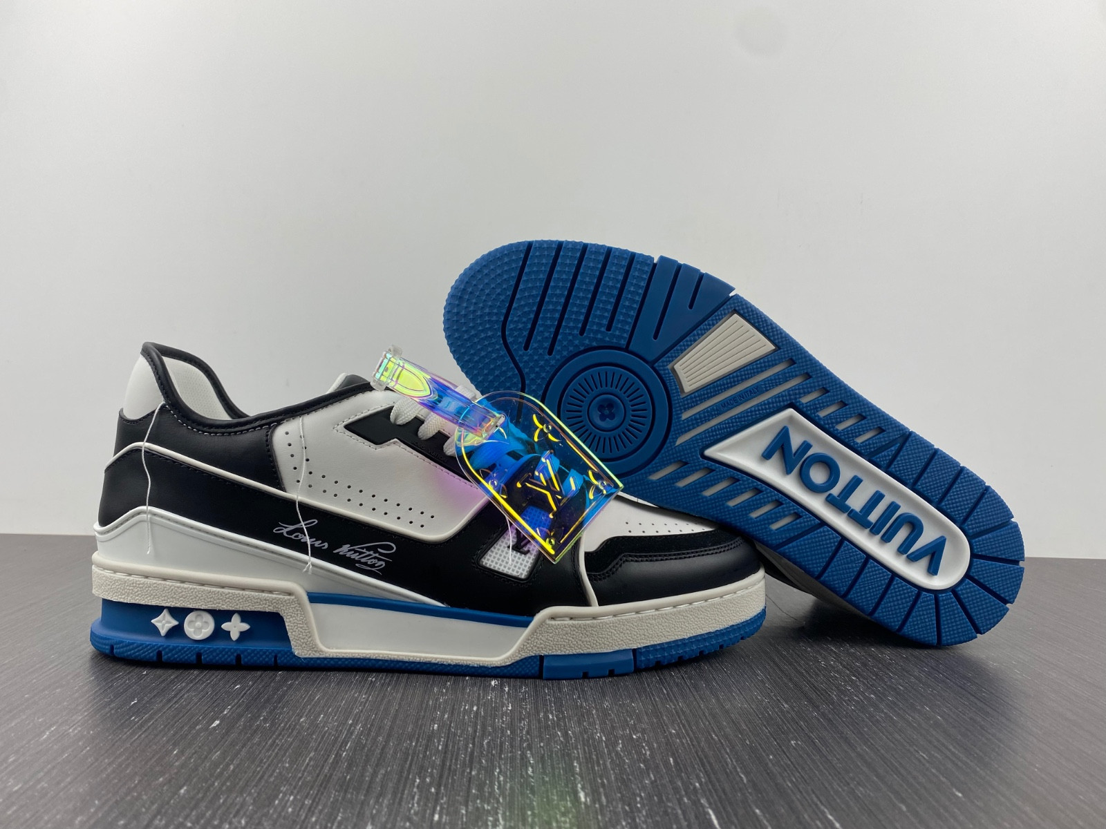 lwe sneaker