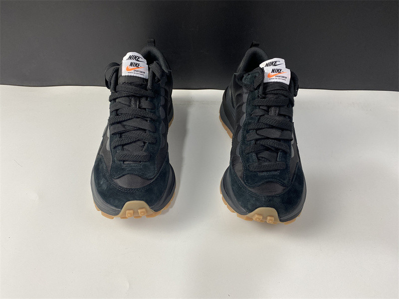 sacai x nike vaporwaffle dd1875-001