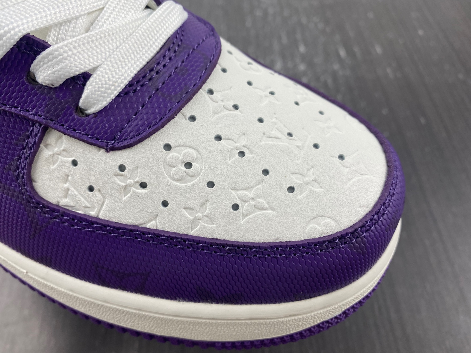 lwe sneaker