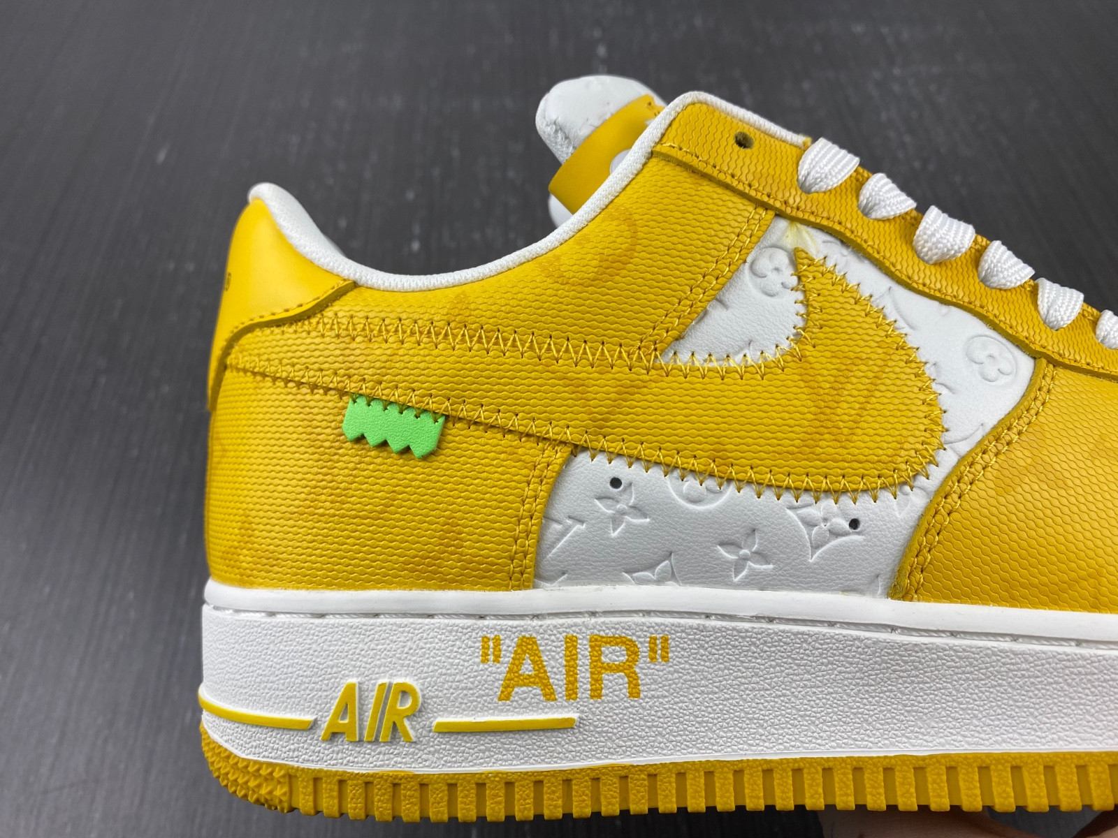 lwe sneaker
