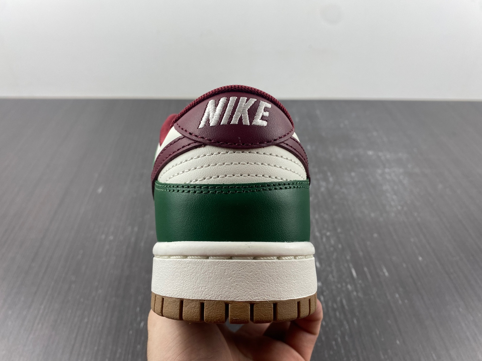nike dunk low "gorge green" fb7160-161