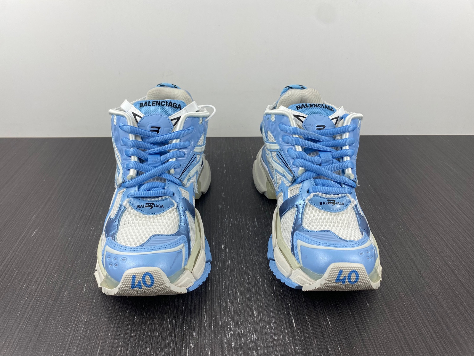 Ba*len*cia*ga runner sneaker