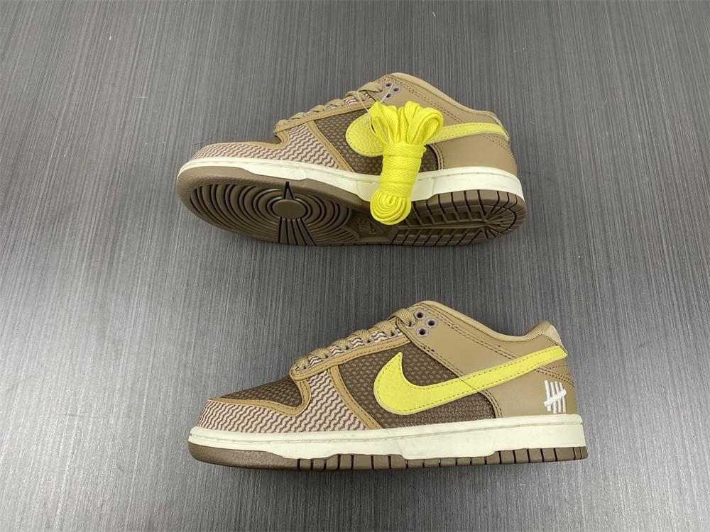 undefeated x dunk low sp 