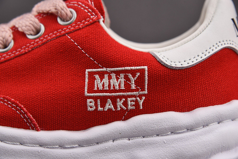 mmy sneaker 009