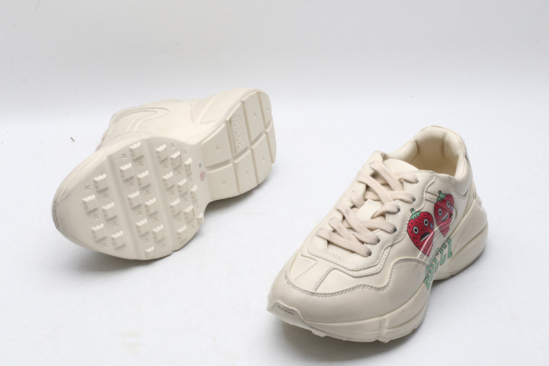 G*u*i sneaker