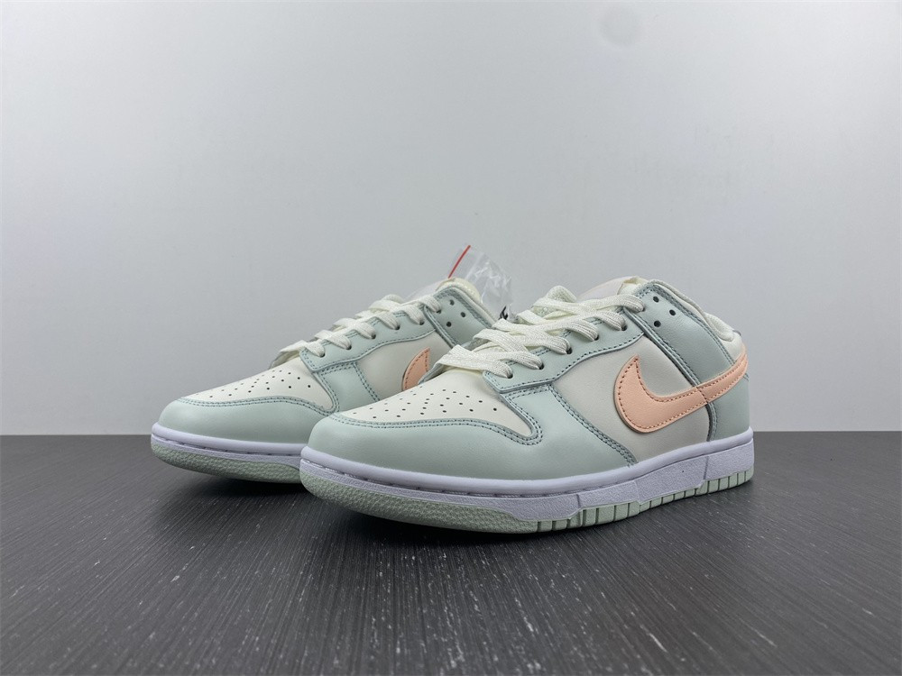 nike dunk low barely green (w) - dd1503-104