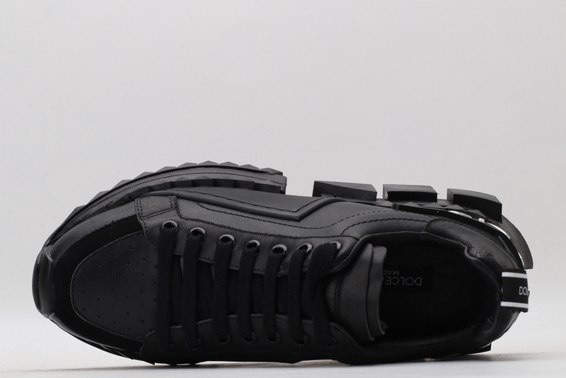 dg sneaker