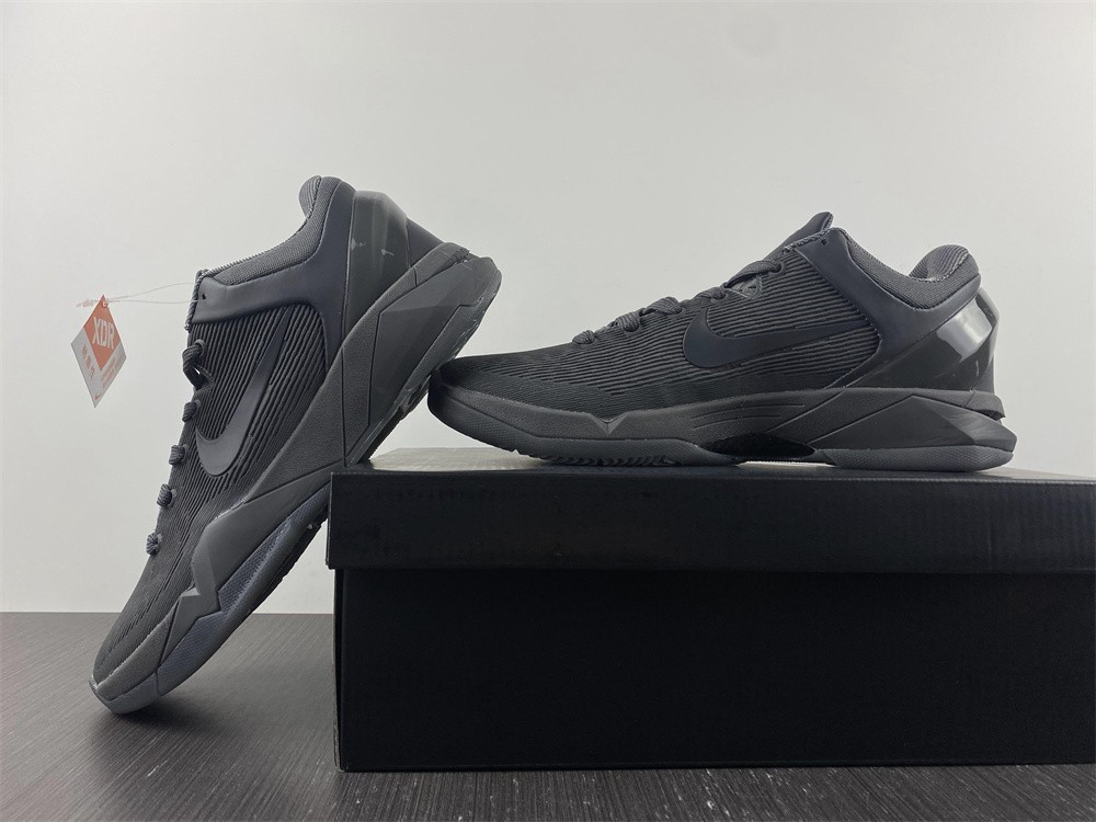 nike zoom kobe 7