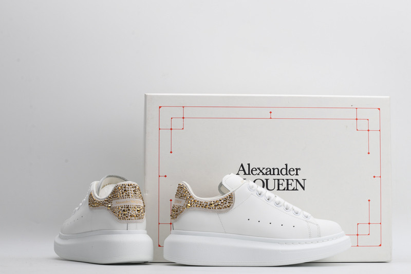 alex mcq