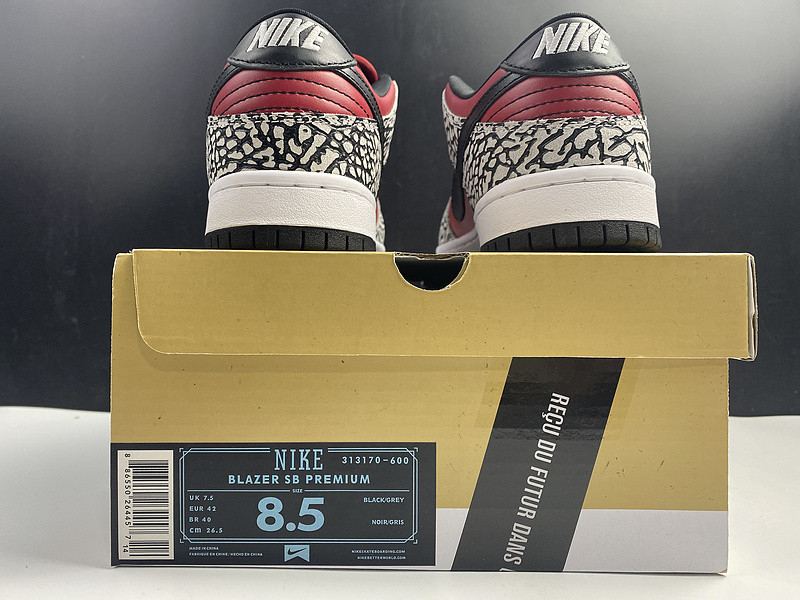 nike dunk sb low red cement (2012) 313170-600