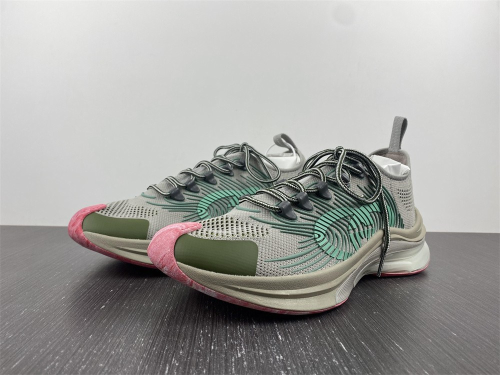 guci sneaker