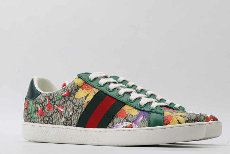 G*u*i sneaker
