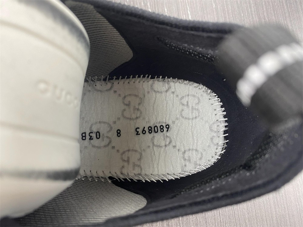 guci sneaker