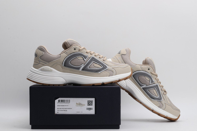 D*or b30 sneaker