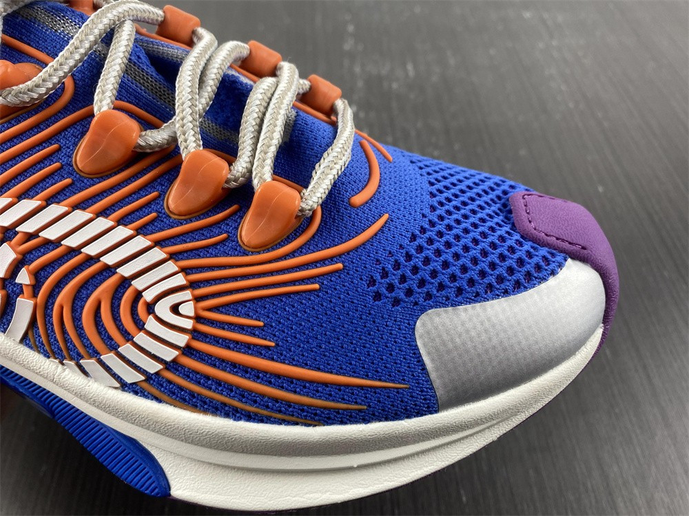 guci sneaker