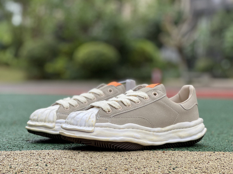 mmy sneaker 0068
