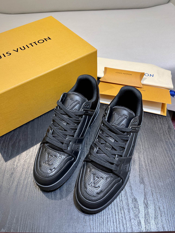 lwe sneaker