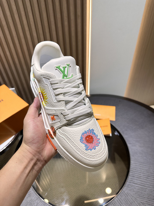 lwe sneaker