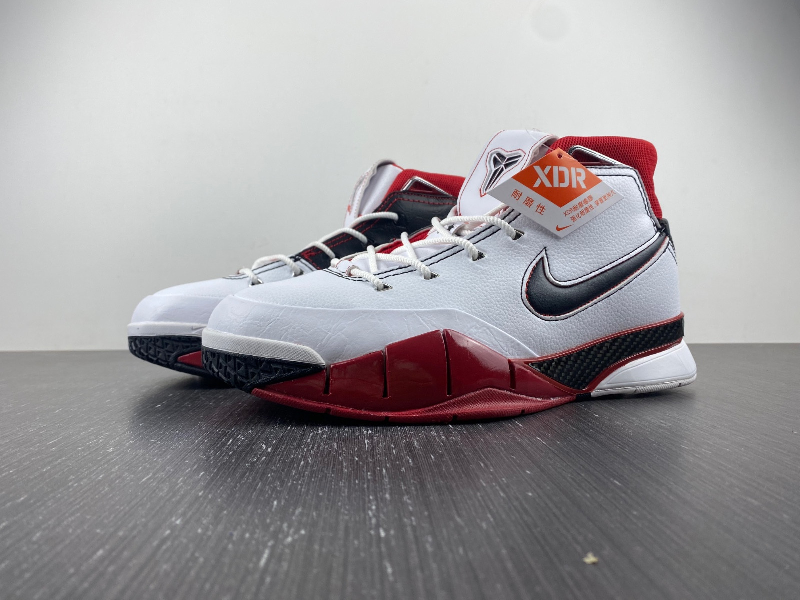 undefeated x nike kobe 1 zk1 aq2728-102