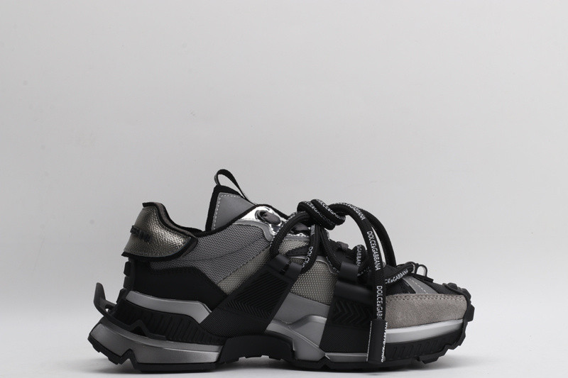 dg sneaker