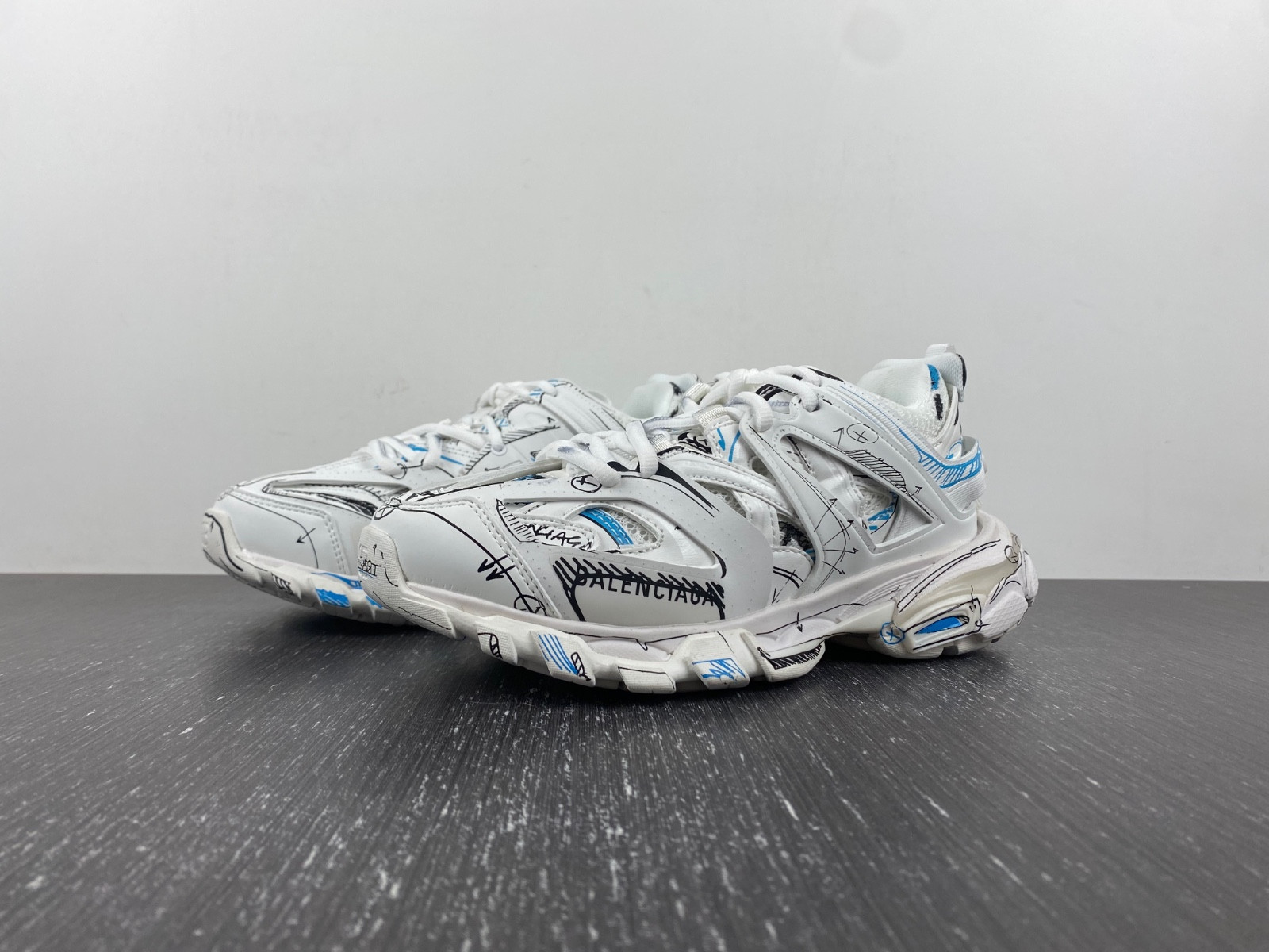Ba*len*cia*ga men''s track.3 sneaker