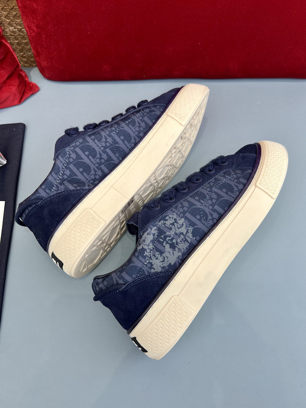 D*or b33 sneaker