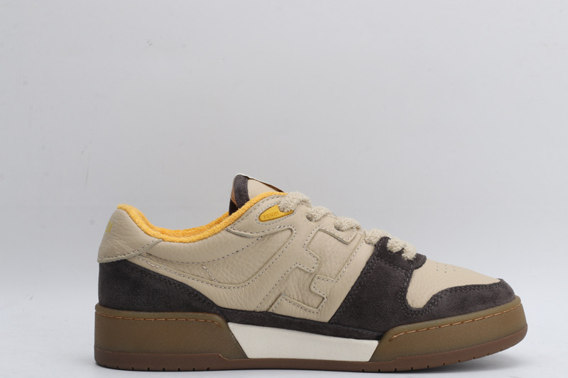 fedi sneaker