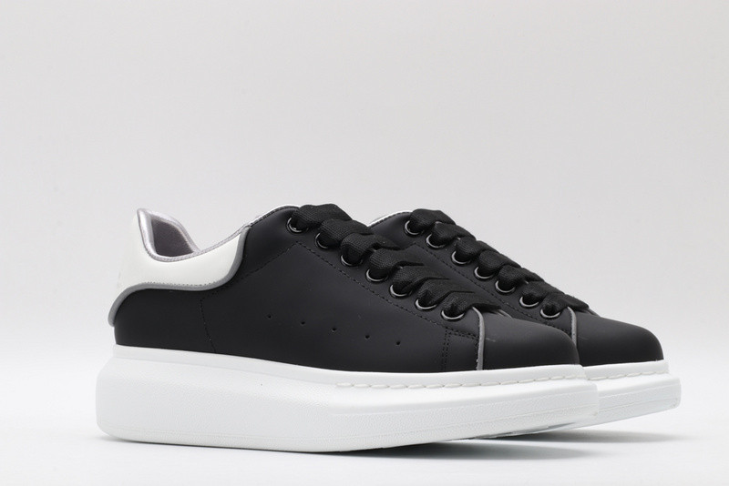 a1exa*der Mcqv*en all black