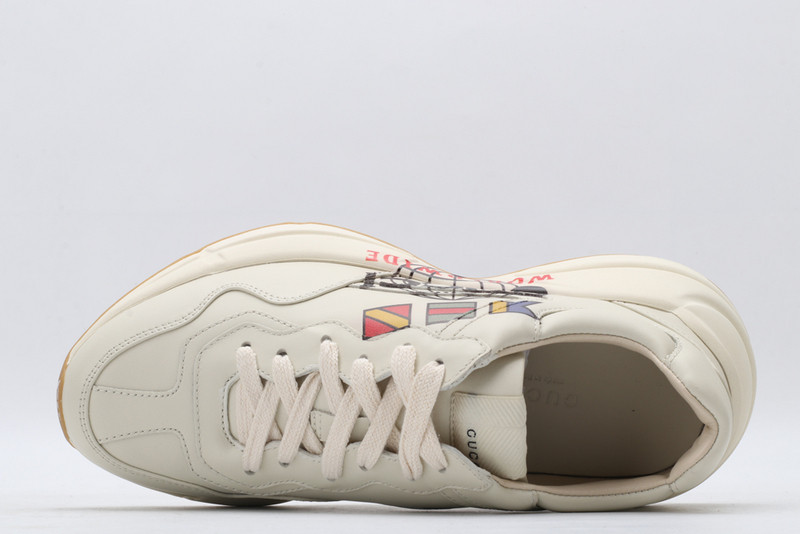 G*u*i sneaker