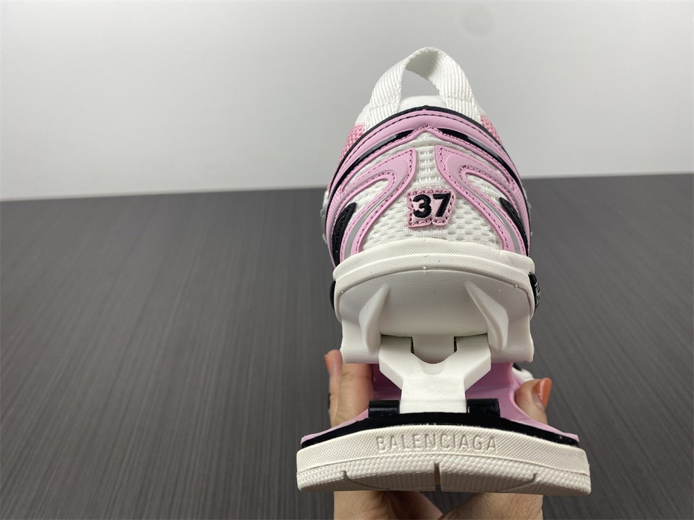 Ba*len*cia*ga x-pander 6.0 white and pink