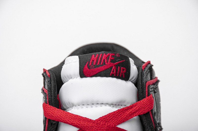jordan 1 retro high bloodline 555088-062