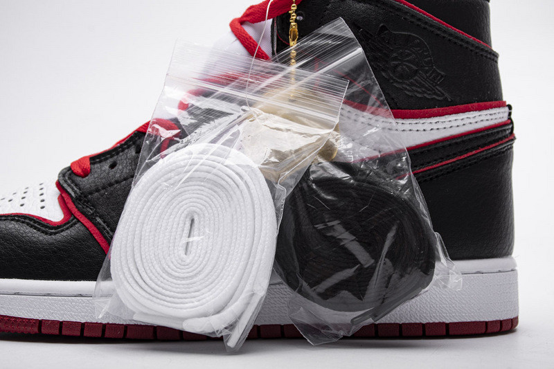 jordan 1 retro high bloodline 555088-062