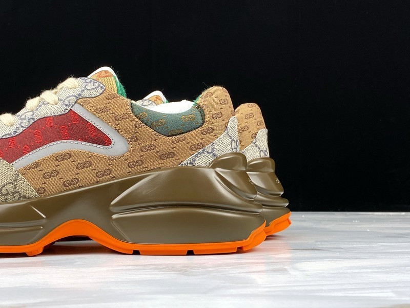 G*u*i sneaker